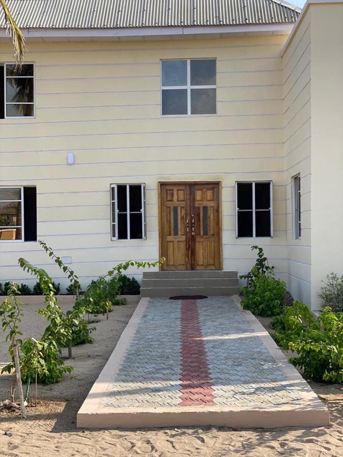 Oceanfront Wavecrest Hotel Lekki Exterior photo