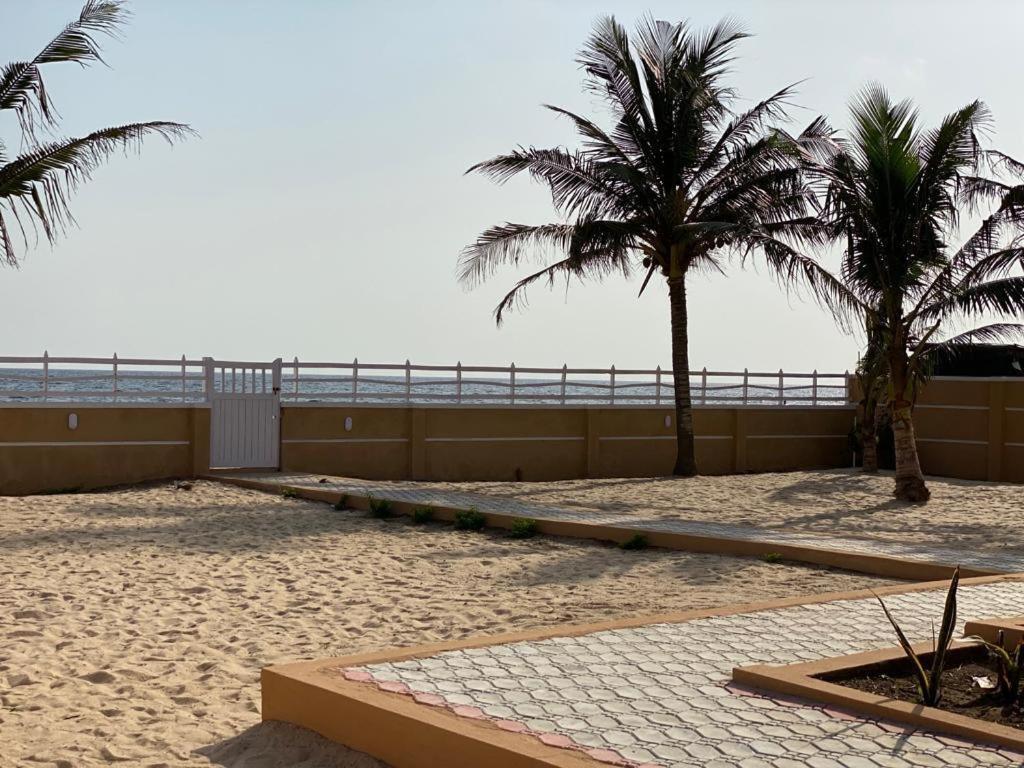 Oceanfront Wavecrest Hotel Lekki Exterior photo